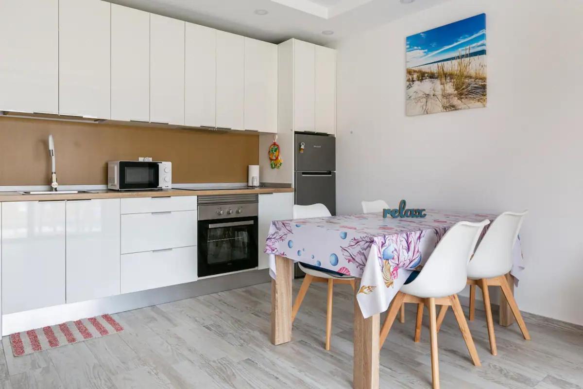 Luxury Flat, Few Minutes From Fanabe Beach! أذيخي المظهر الخارجي الصورة